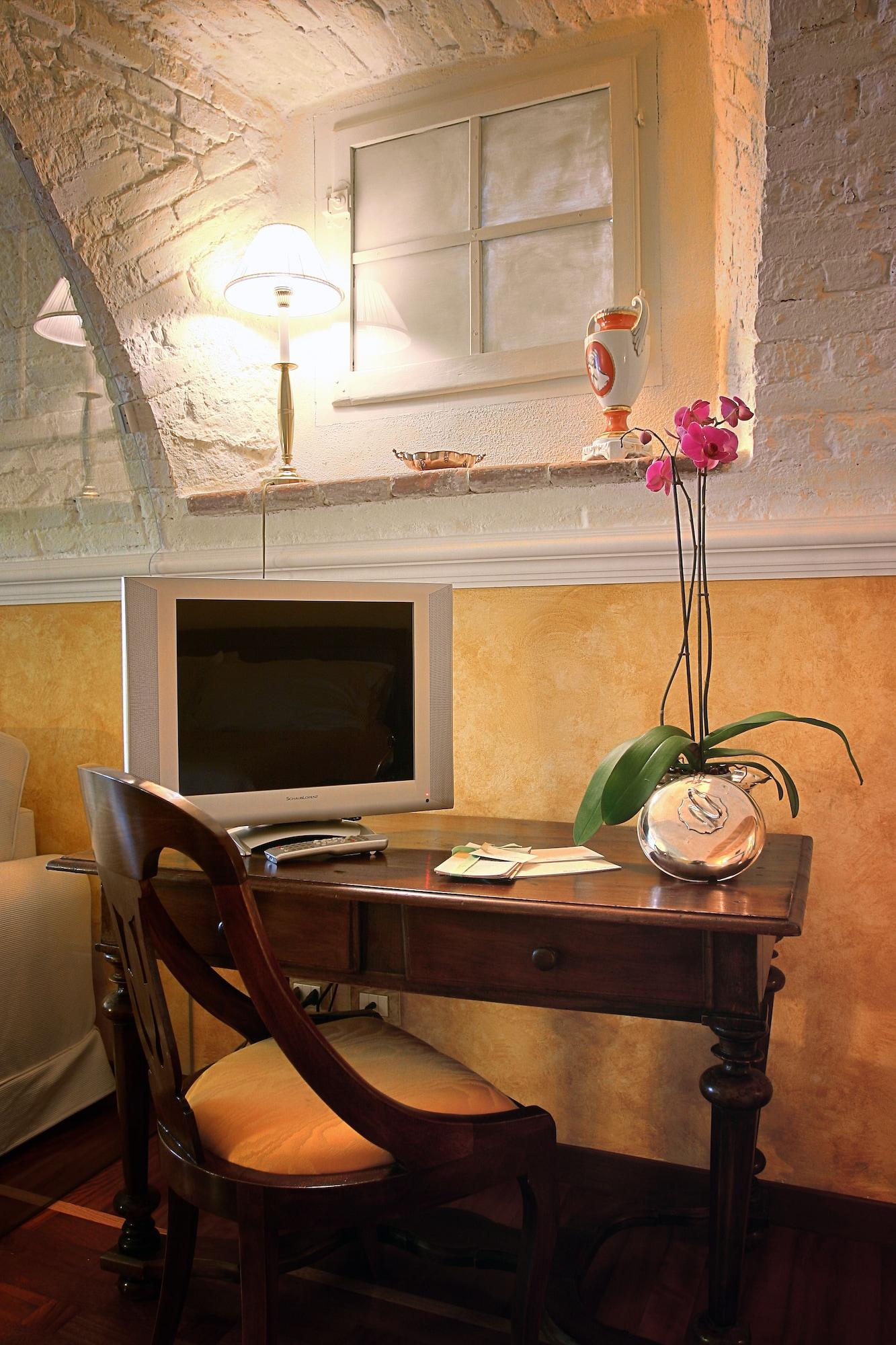 Residenza D'Epoca Campo Regio Relais Bed & Breakfast Siena Bagian luar foto