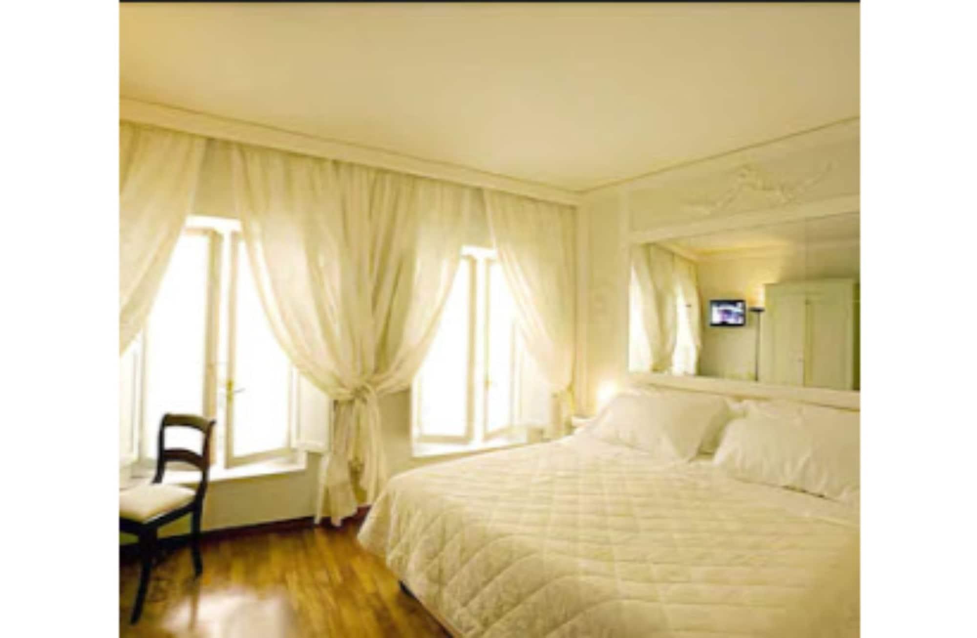 Residenza D'Epoca Campo Regio Relais Bed & Breakfast Siena Bagian luar foto